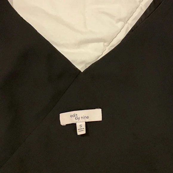 Sleek Black Lace Chemise - Picture 9 of 11